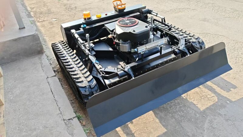 LM1200 Tracked Lawn Mower - Lawn Mower - jinzhongglobal.com